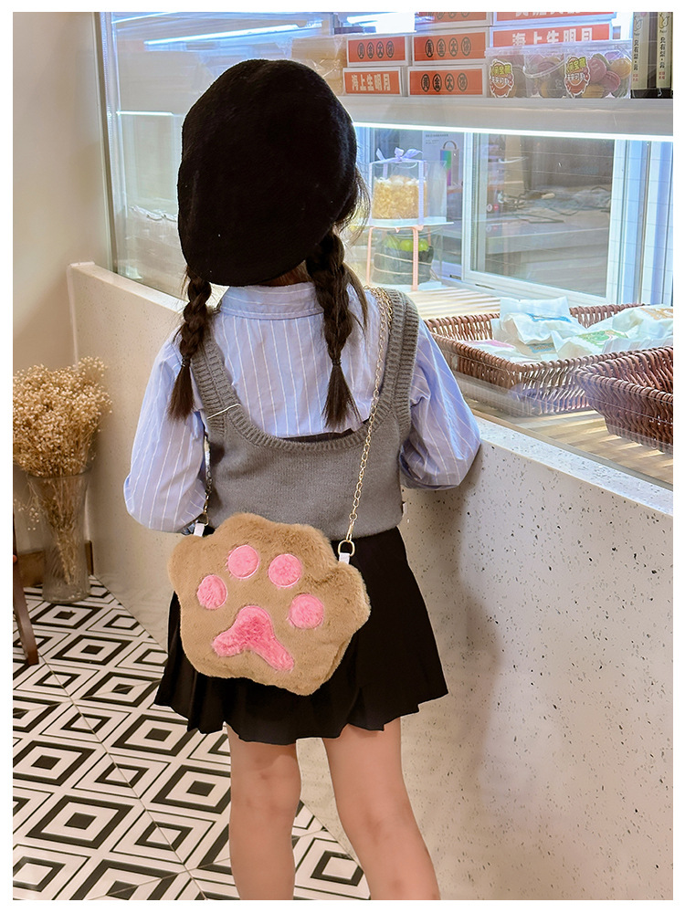 Fluffy bag new children's cat claw bag Japanese sweet fashion cute messenger bag contrast color small bag a generation of hair