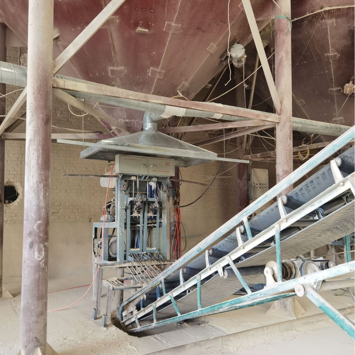 4A Oblique Zeolite Ammonia-Absorbing Zeolite Powder Wetland Zeolite Granules Market Breeding Zeolite Ball Activated Ball Environmental Protection