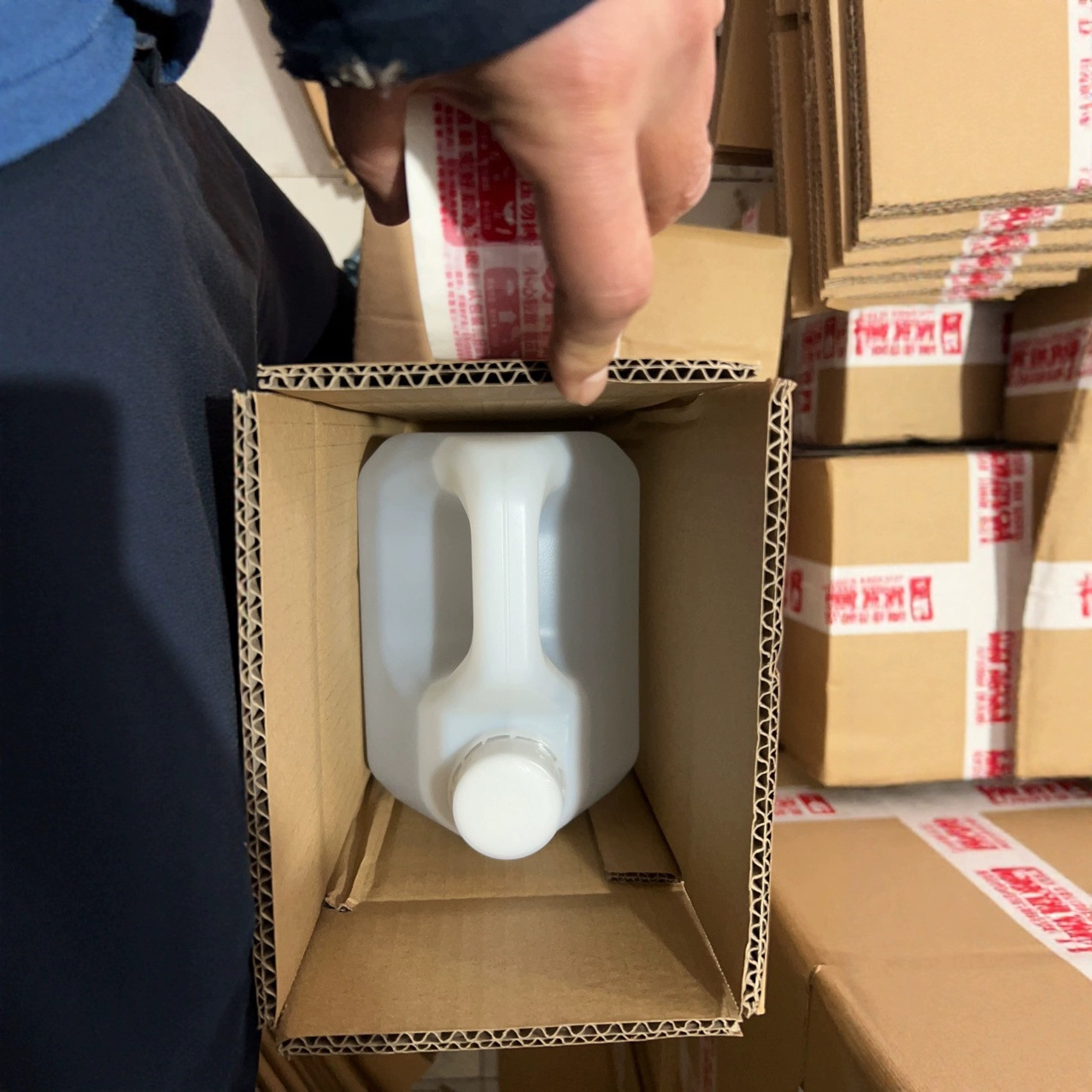 Net washing water, plate washing water, purity 99%, cleaning circuit boards, printing plates, machinery and equipment, products