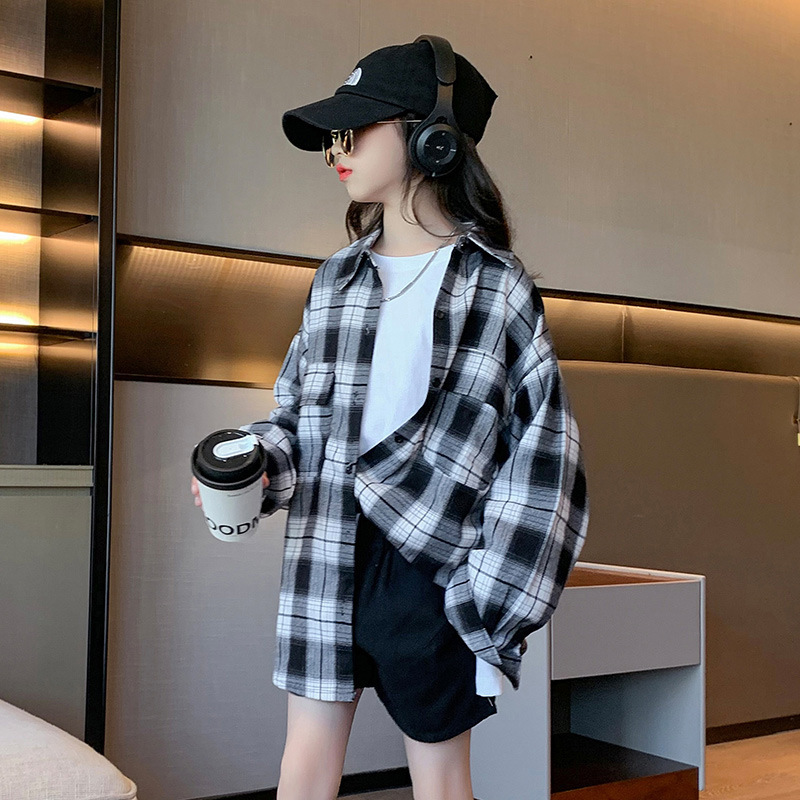 Girls' shirt spring fashionable Korean style plaid shirt 2023 new spring and autumn big children's western style casual plaid shirt