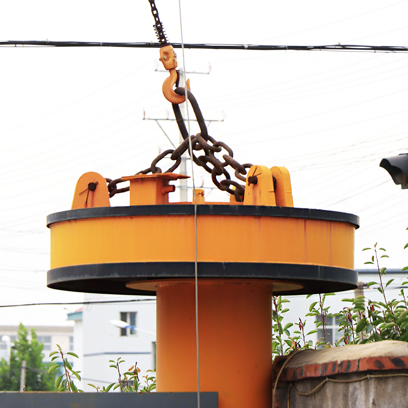 Customized1- 1.8m Electromagnetic Chuck Crane Sucker Electromagnetic Iron Remover Electromagnet Scrap Iron Plant Electromagnetic Chuck