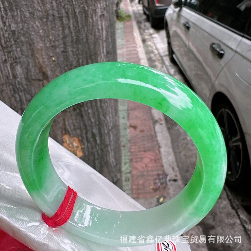 Wholesale A natural Burmese jadeite bracelet female ice waxy yang green jade bracelet jade bracelet jade bracelet