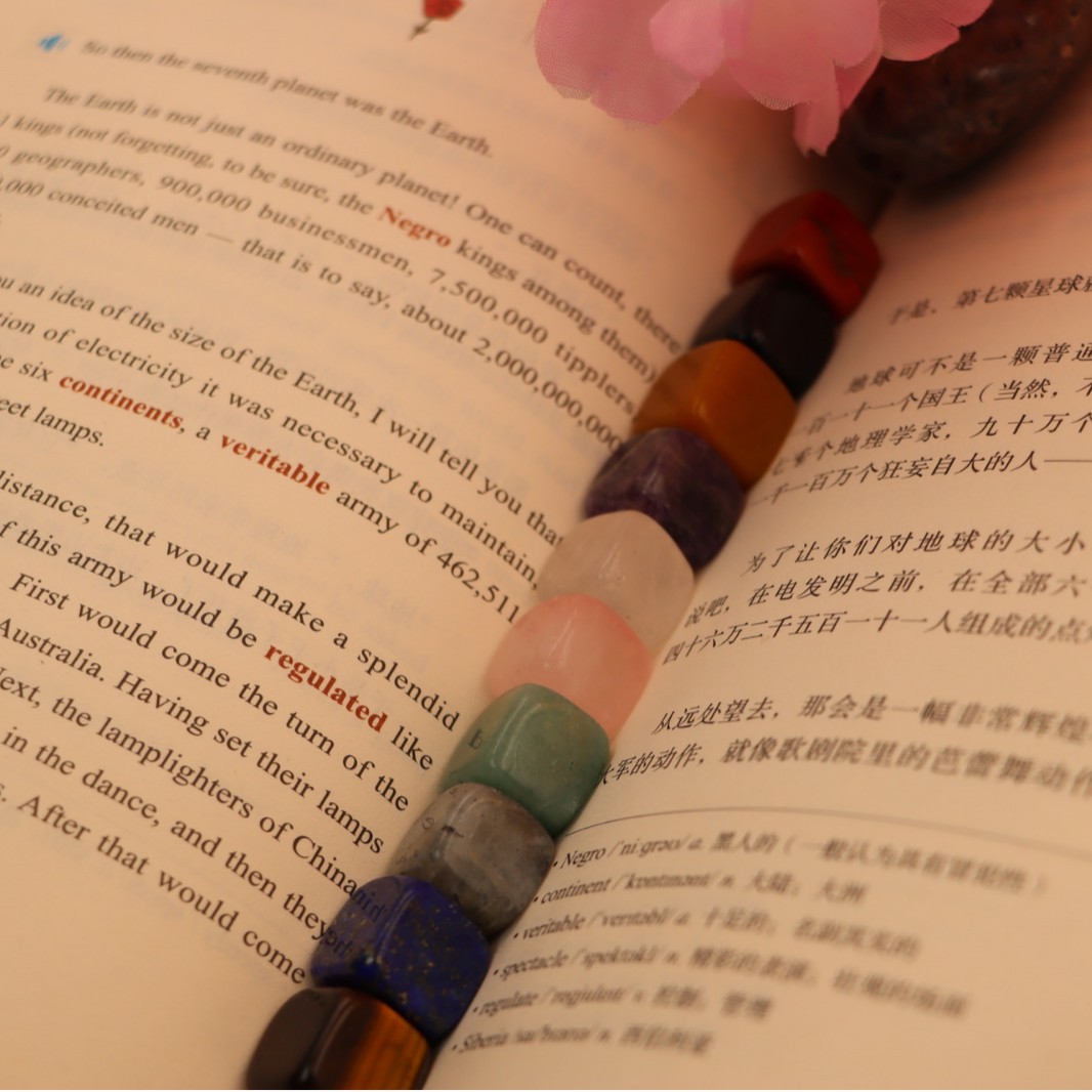 Natural Crystal Seven Color Stone Square Stone Polished Crystal Agate Sugar Small Ornaments Stone Spar