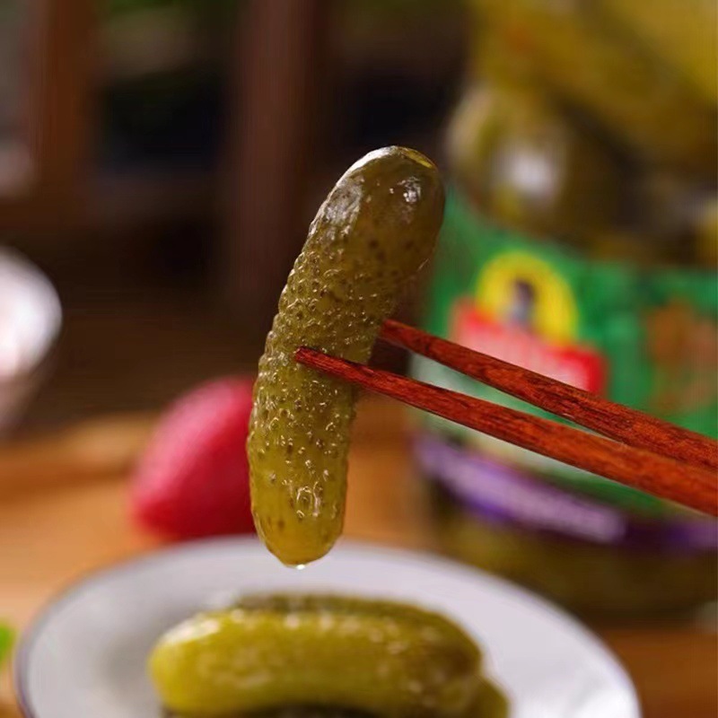 Russian original imported Vanya Daddy sour cucumber sour and cool 680g