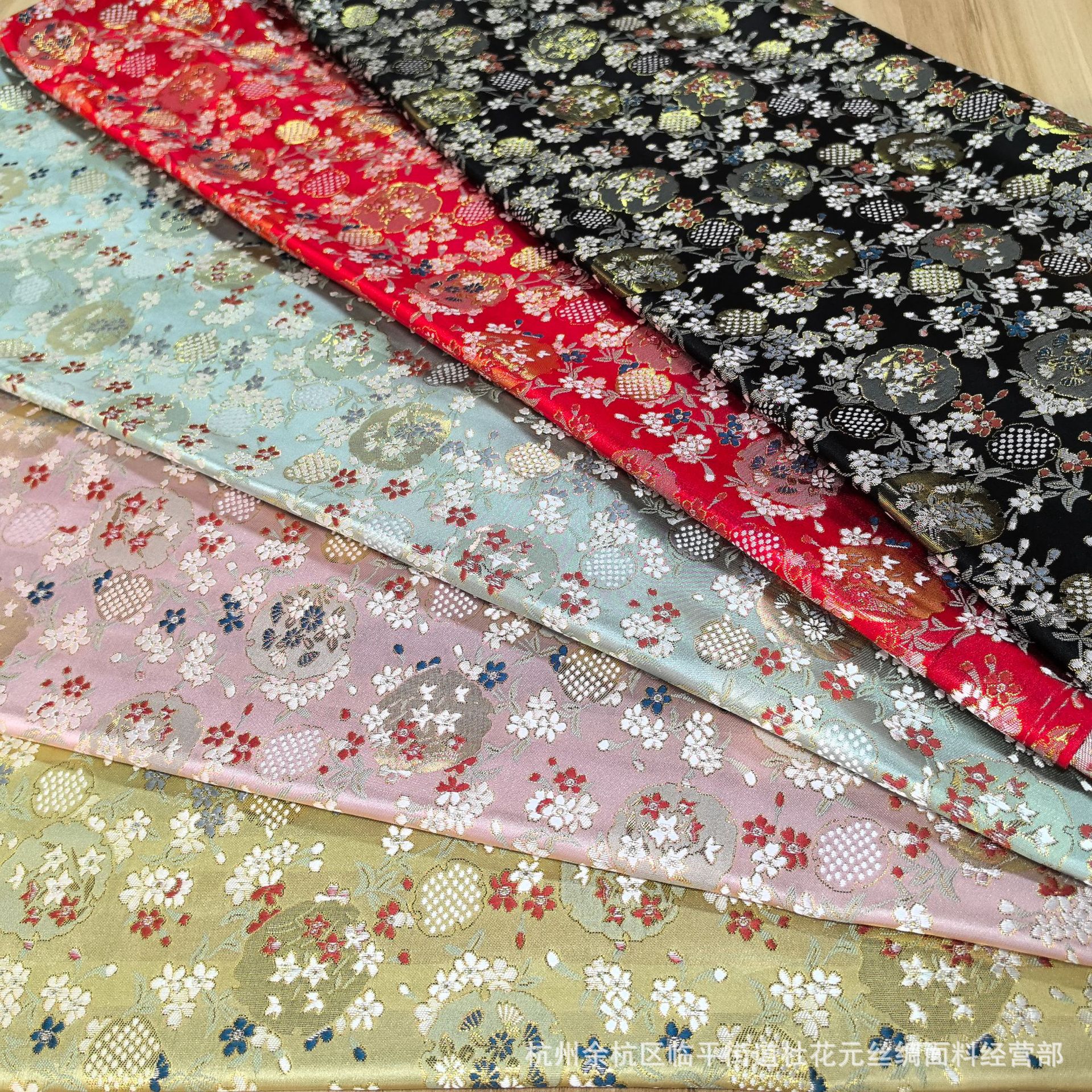 ширина двери 150 см японский стиль красный бамбуковый цветочный чонгсан ткань имитация brocade ткань для детской одежды сатиновая ткань