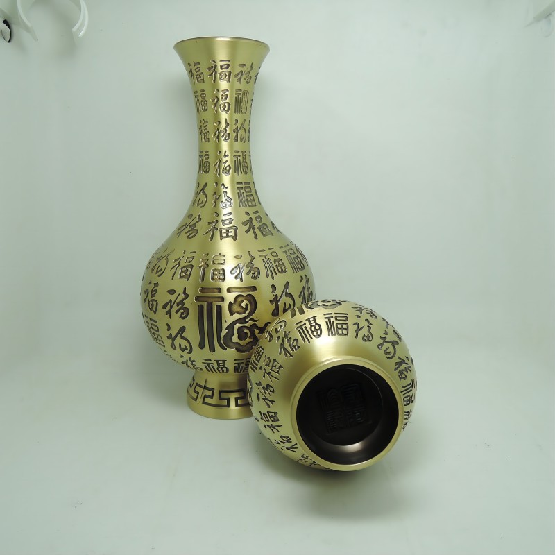 small size Large Pure Brass Guanyin Bodhisattva Jade Pure Bottle Mini Pure Water Bottle Copper Vase Antique Zen Decoration