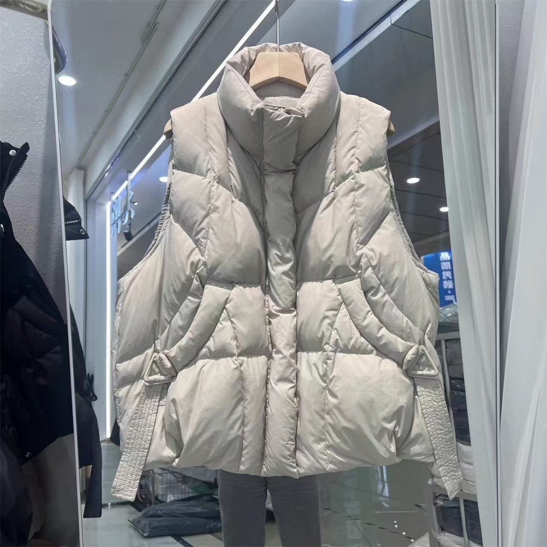 2025 Winter New Short down Vest for Women with Stand Collar, Thickened, Loose Fit, Triangle Buckle, Ribbon, White Duck down Vest Jacket