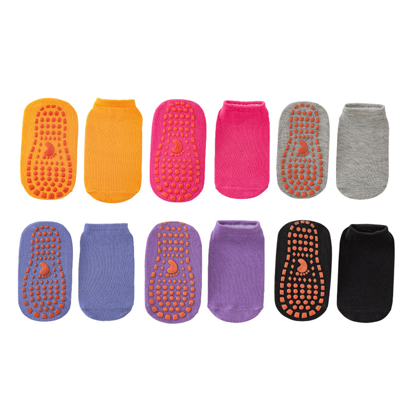 [Factory wholesale] Children's trampoline dispensing non-slip floor socks playground baby early adult yoga socks