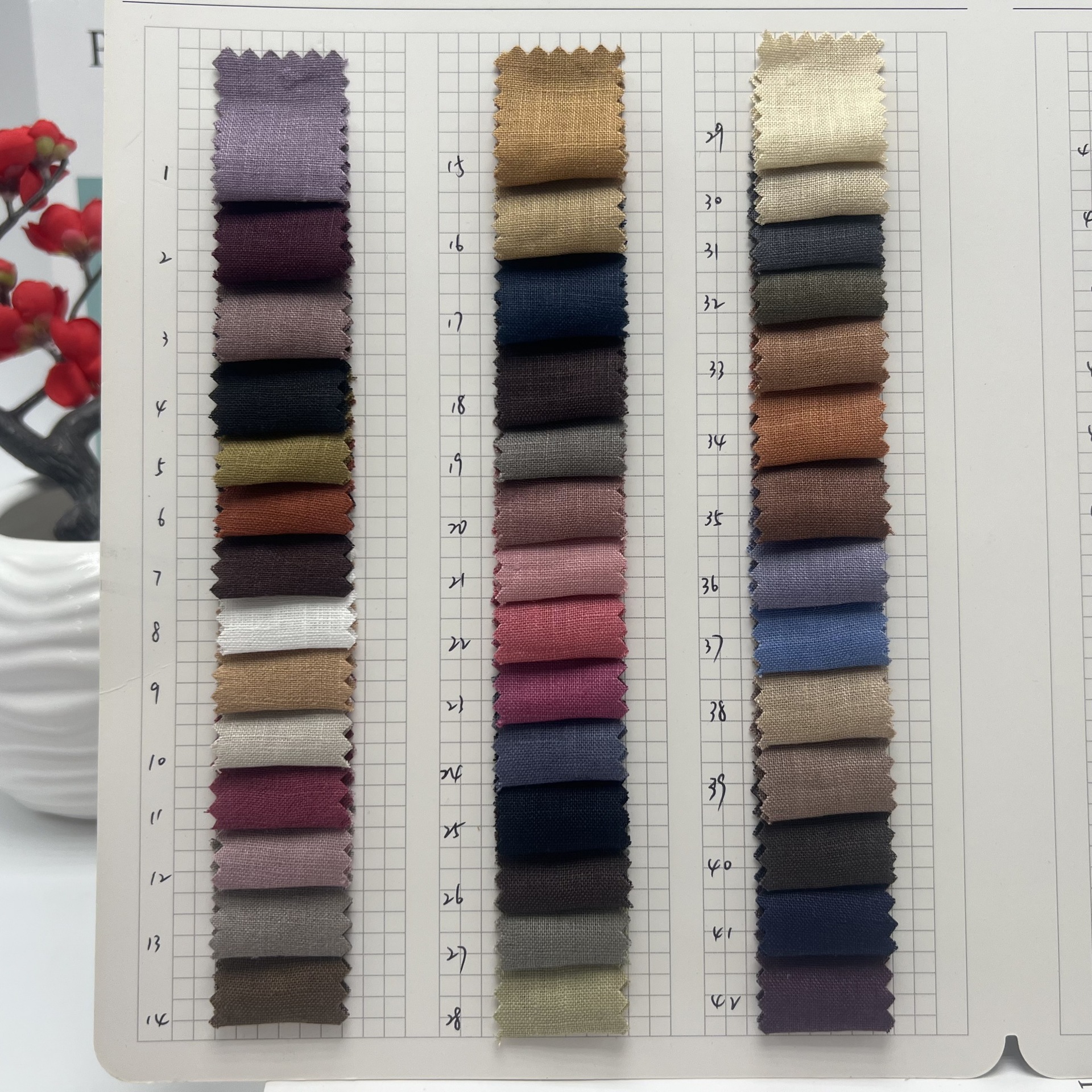 Spring and Summer Pure Color Hemp Fabric 155g Pure Hemp Fabric Men's and Women's Shirts and Trousers Pure Hemp Fabric in Stock