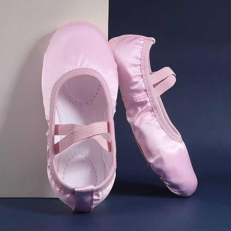 Satin Dance Shoes Dancing Soft Sole Dance Shoes Practice Lace-up Free Satin Dance Shoes for Children Breathable Satin Dance Shoes