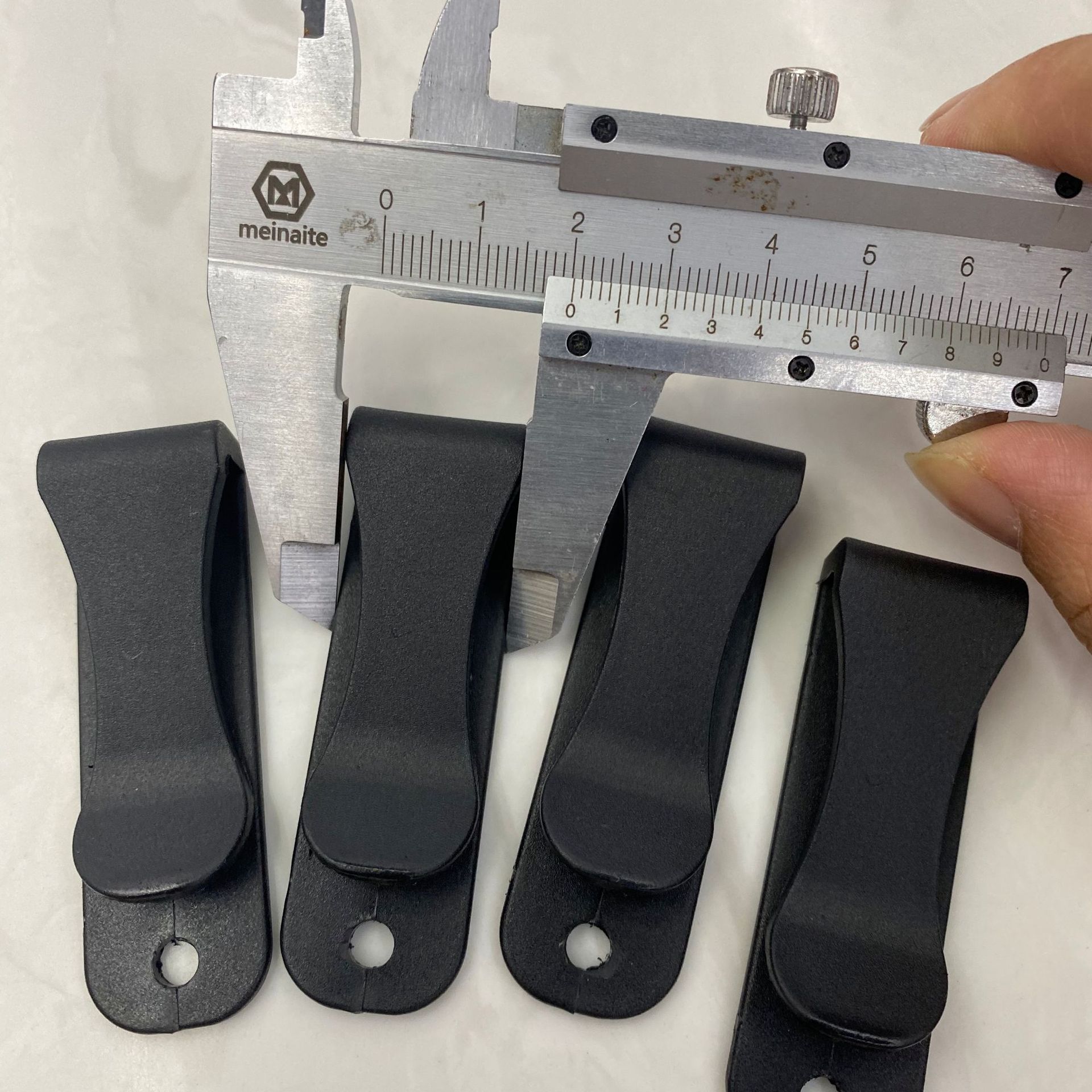 Plastic mobile phone clip luggage accessories leather clip plastic clip tail clip webbing clip rope clip