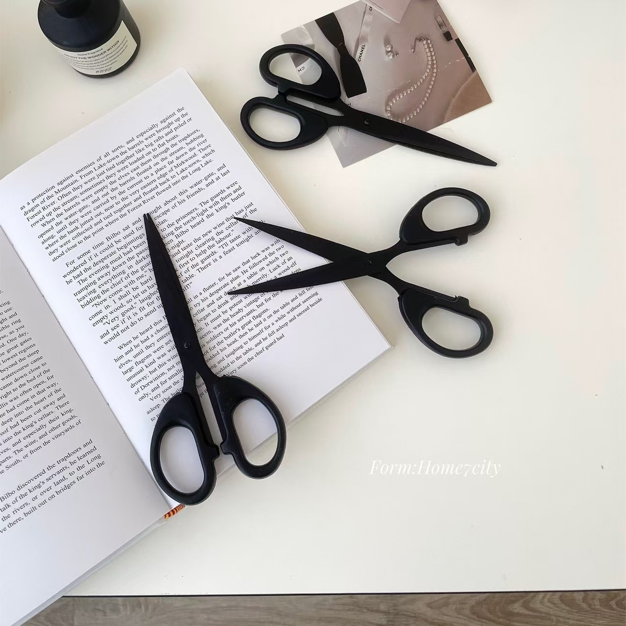 Stainless Steel Office Scissors, Black Blade Scissors, Rust-Proof, Anti-Stick Scissors, Tape Scissors, Fabric Window Grilles, Handmade Black Scissors
