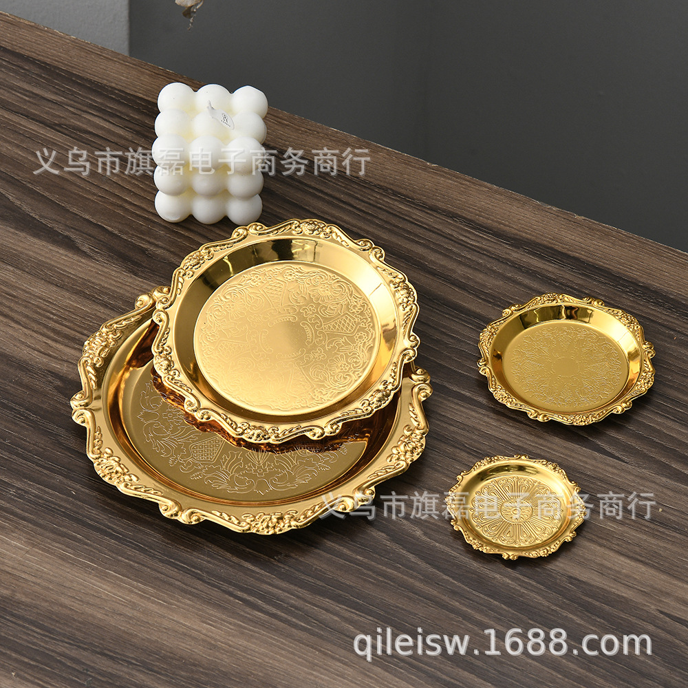 Ins Metal Carved Tea Coaster Small Plate Snack Cake Plate European Retro Aromatherapy Candle Jewelry Storage Plate