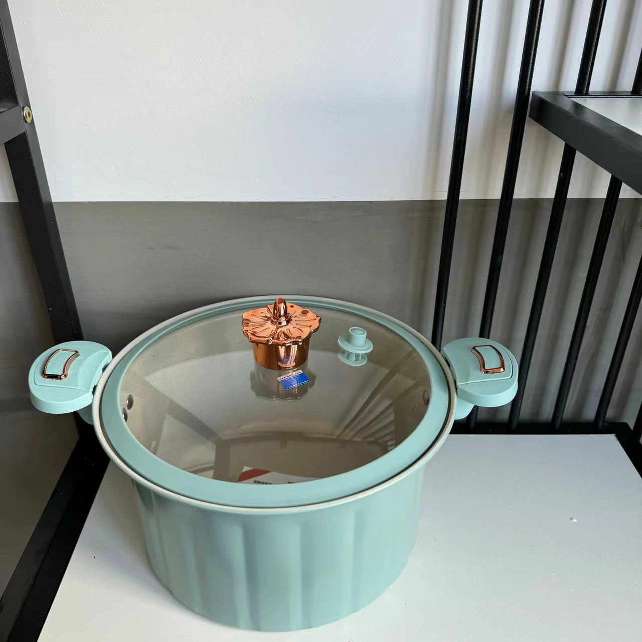 New Roman holiday micro pressure pot household large capacity cooking soup stew pot multi-functional enamel Roman pot