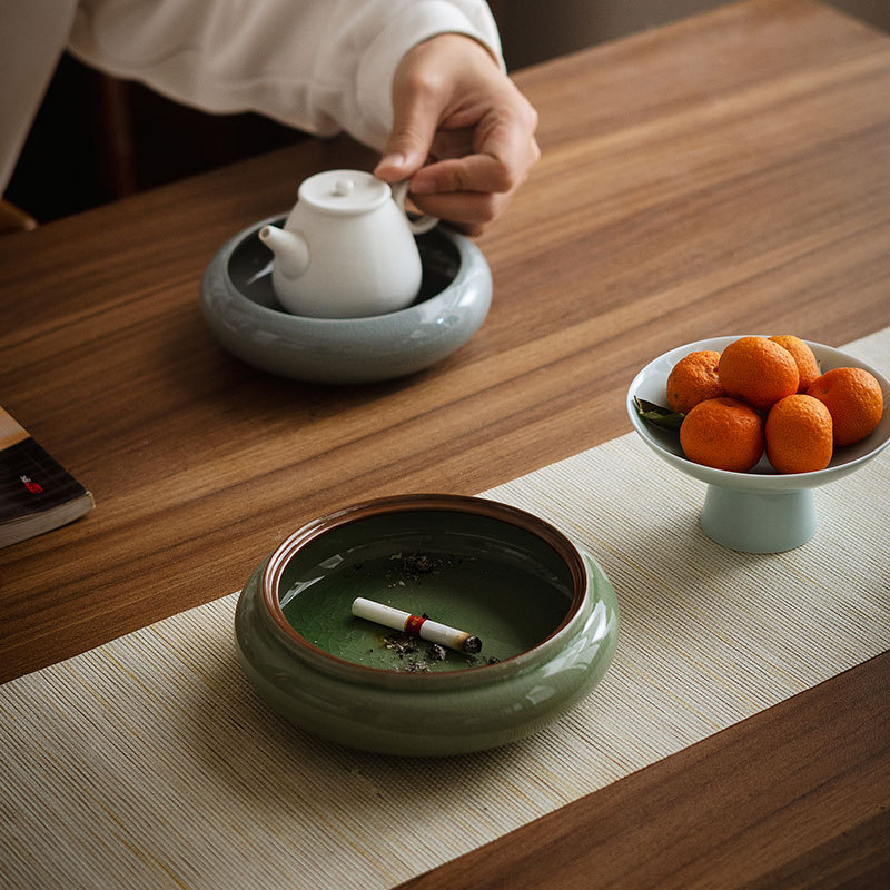 Ashtray Ceramic Anti-Fly Ash Large Tea Table with Lid Large Capacity Home Office Creative Personal Bedside Anti-Smoke