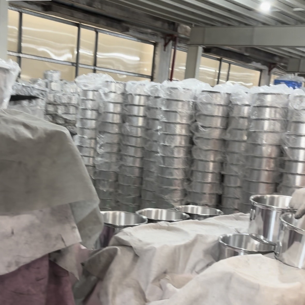 English Version Aluminum Pressure Cooker with Steam Tray, Suitable for Gas and Induction Cookers, Export Quality with Double-Layer Base