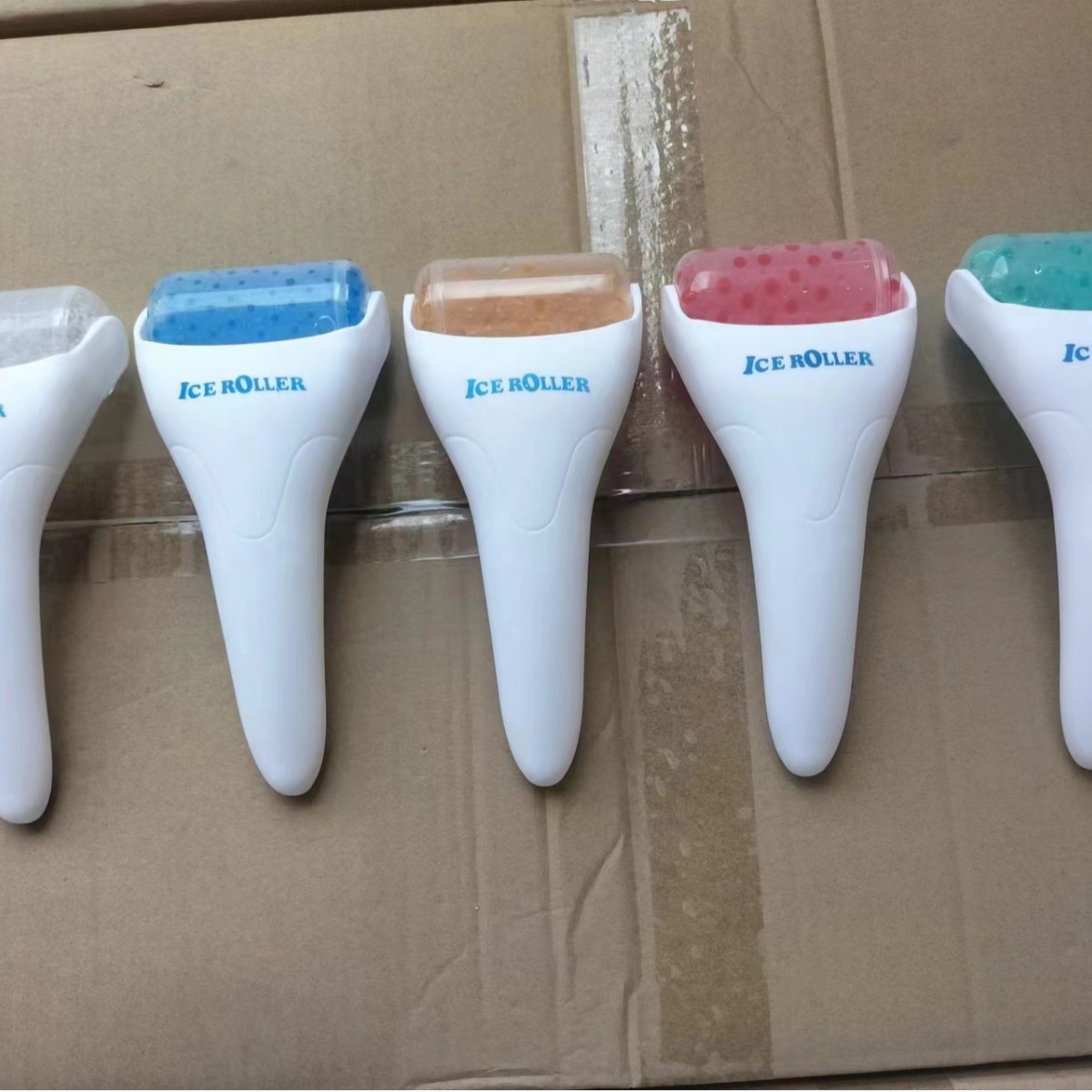 Ice Roller massage face ICE head ice Bead roller cold compress instrument massage care auxiliary beauty roller spot