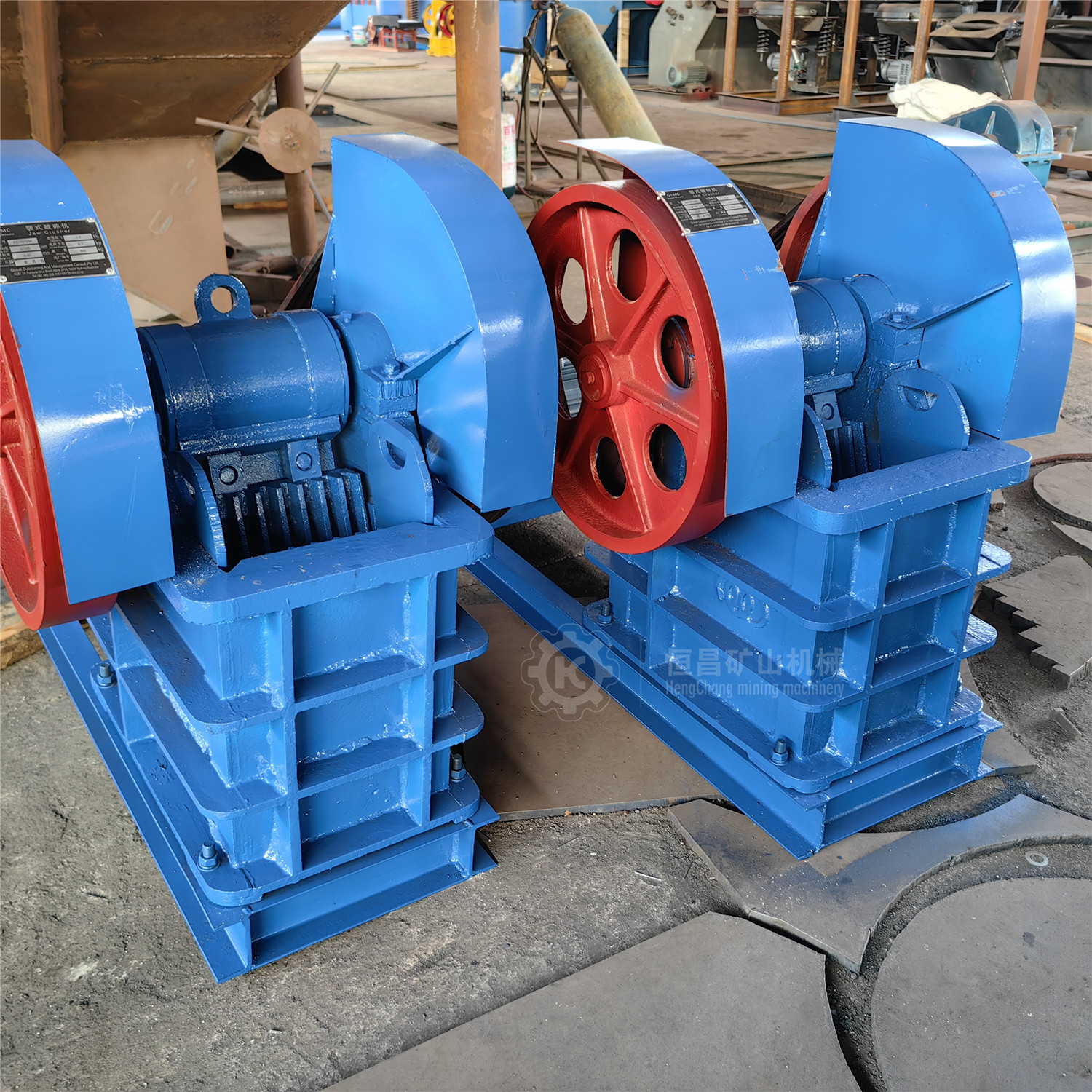 Concrete Construction Garbage Mobile Breaker Diesel Power Gravel Machine Manufacturer Direct Sales Crusher Treatment Equipment