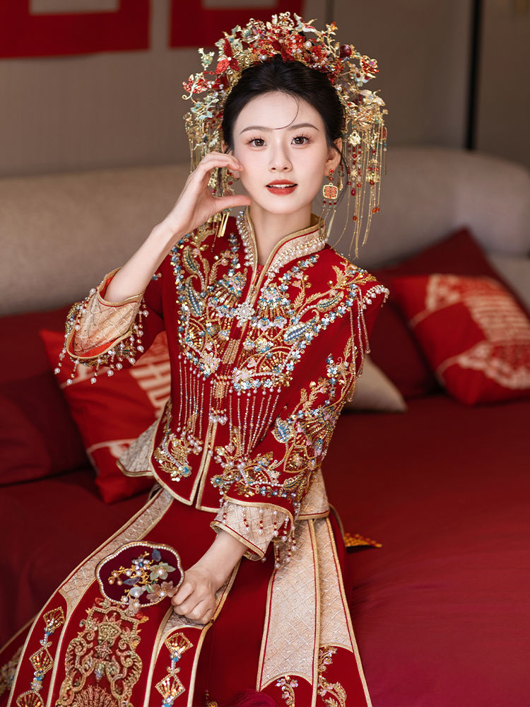 Xiuhe Dress Bride 2025 New Style Heavy Industry Velvet Autumn and Winter Wedding Dress Chinese Style Wedding Dress