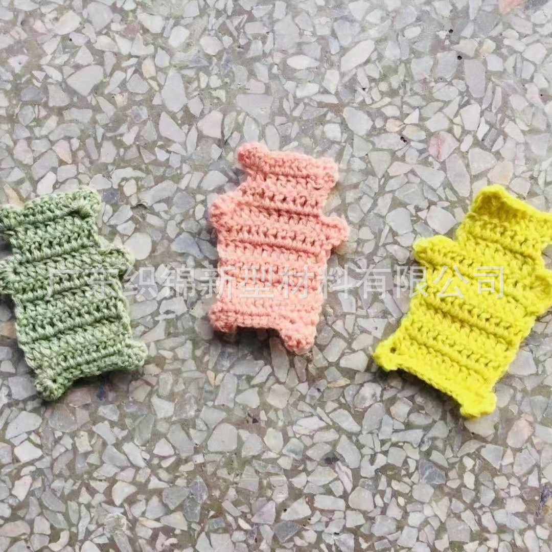 Вязаные аксессуары, этнический стиль, ручное вязание, украшение медведя