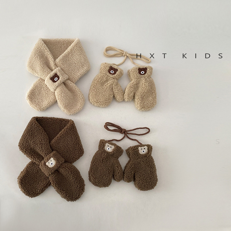 Комплект из двух предметов: шарф и перчатки для детей, зимний, из овечьей шерсти, супер милый, с медвежонком, теплый кросс-шарф