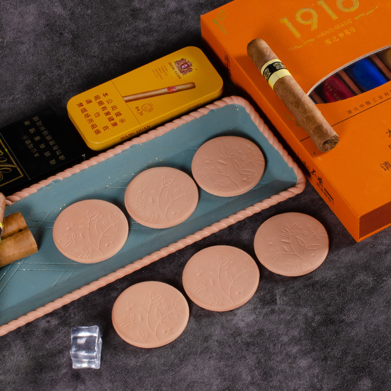 Daily increasing round five-leaf clover cigar tobacco shreds moisturizing ceramic moisturizing tablets brown sugar dried fruit drying tablets Amazon