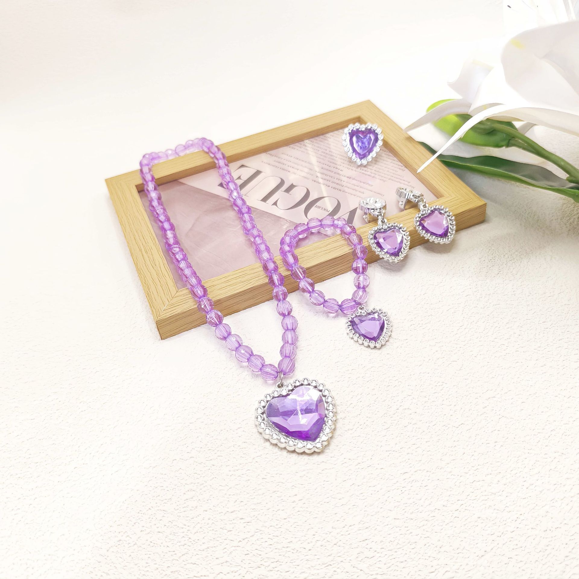 Frozen Heart Gemstone Children's Necklace Girls' Necklace Ear Clips Children's Jewelry Set Princess Costume Accessories