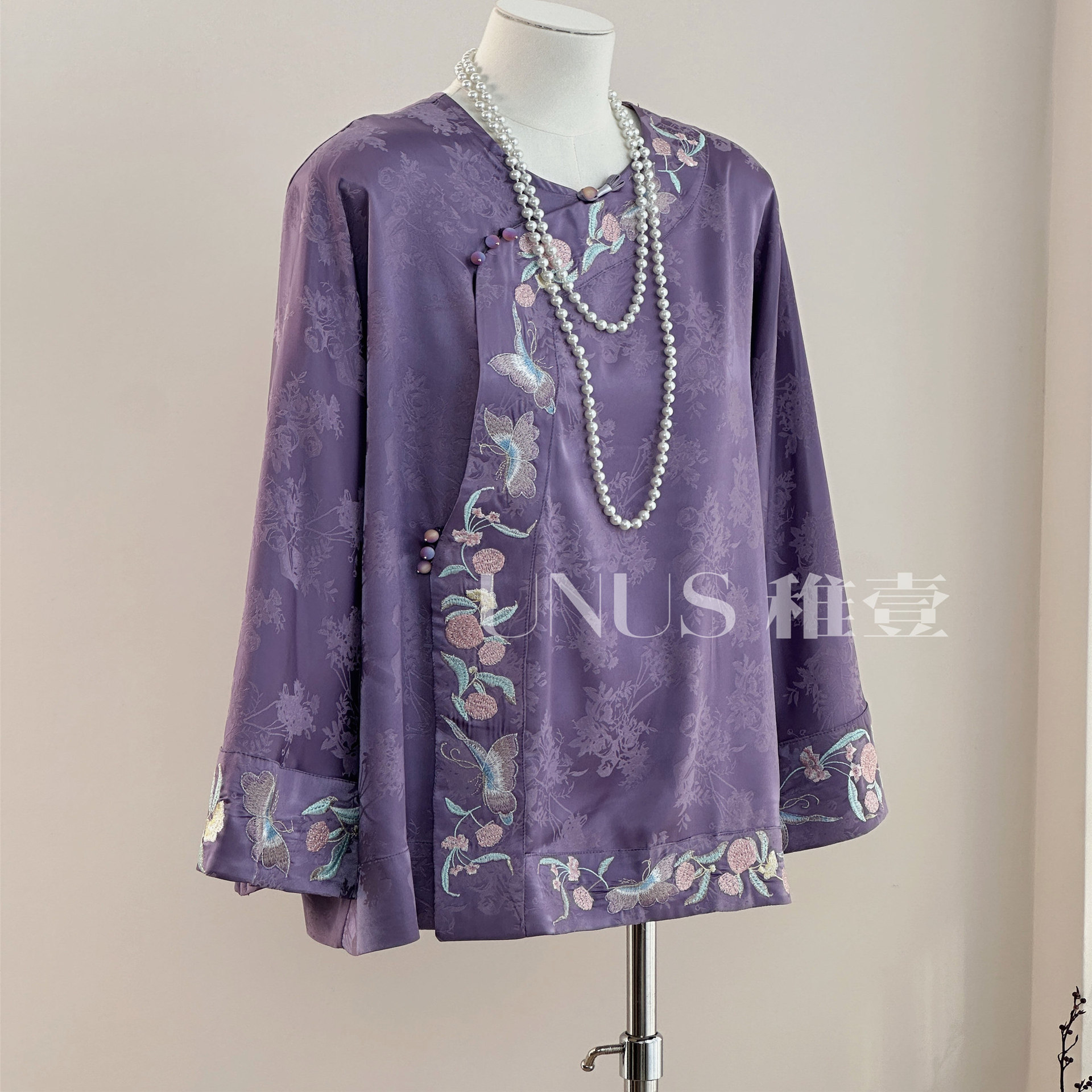 UNUS Жи И тяжелая промышленность вышитая танг рубашка с наклонным передом новый китайский стиль национальный стиль маленькая рубашка фиолетовый топ
