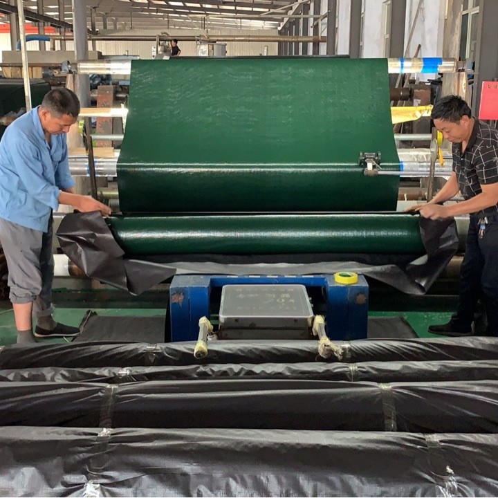 Завод Техас Шен Шун Сорс, SH1158, 2.44м, 110г, черный палаточный коврик