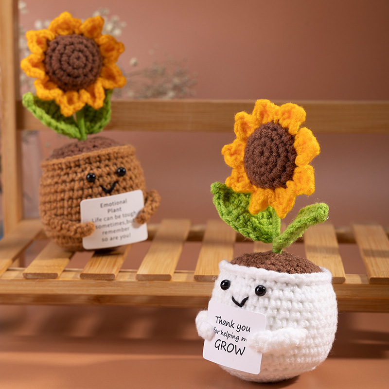 Sunflower Hand Knitted Handicrafts Finished Desktop Ornaments Handmade Cute Crochet Dolls Wholesale