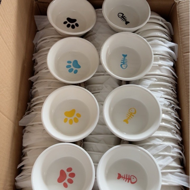 In stock pet ceramic bowl simple style small size Food Bowl double bowl water basin wide edge can be equipped with shelf cat bowl cat food bowl