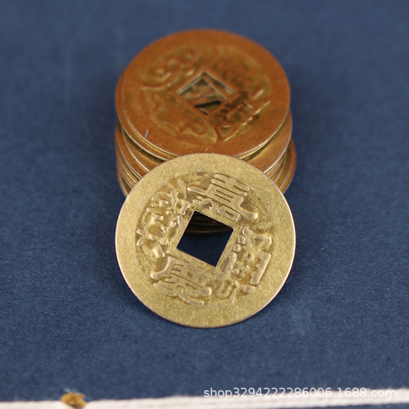 Five Emperor Money Copper Money Ancient Coins Pure Copper Shunzhi Kangxi Qianlong Yongzheng Emperor Tongbao String Buried Threshold Yiwu Commodities