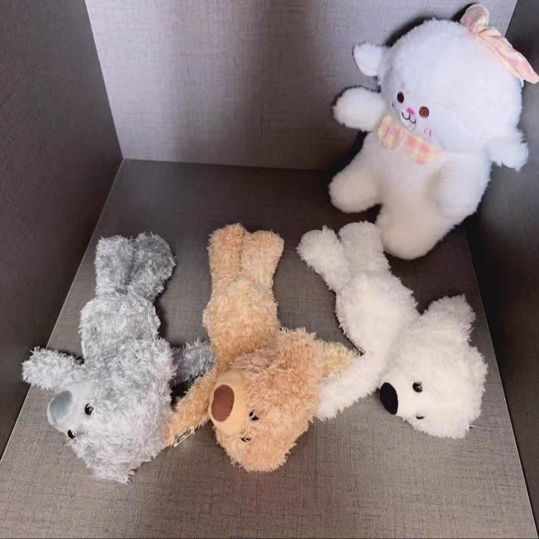 Недавно плюшевая кукла с милым лежащим медведем, аксессуары