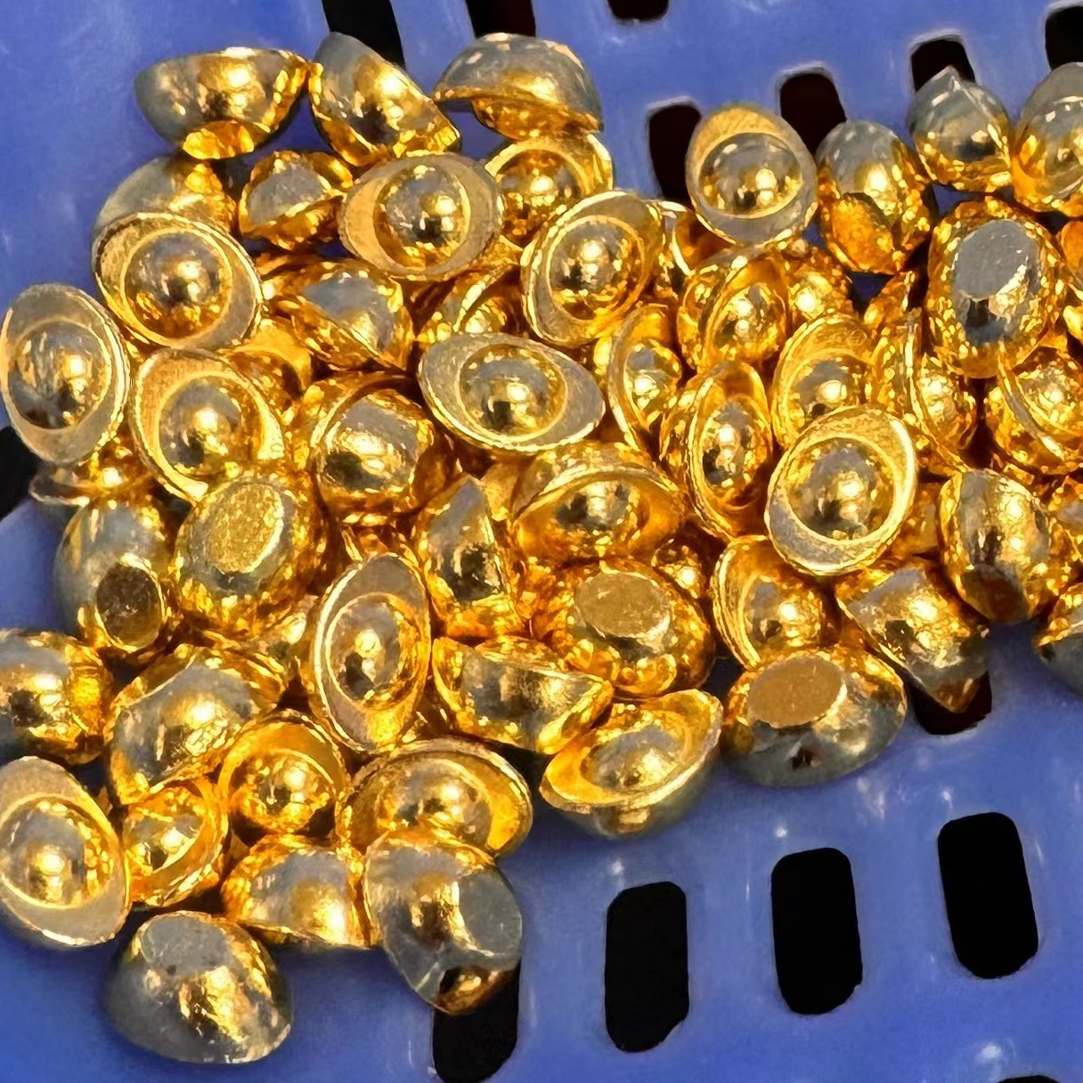 Senshe искусственный мини золотой слиток, песок золота, твердый маленький слиток, золотые семена, желаемый абакус, твердый золотой слиток 1.0 см