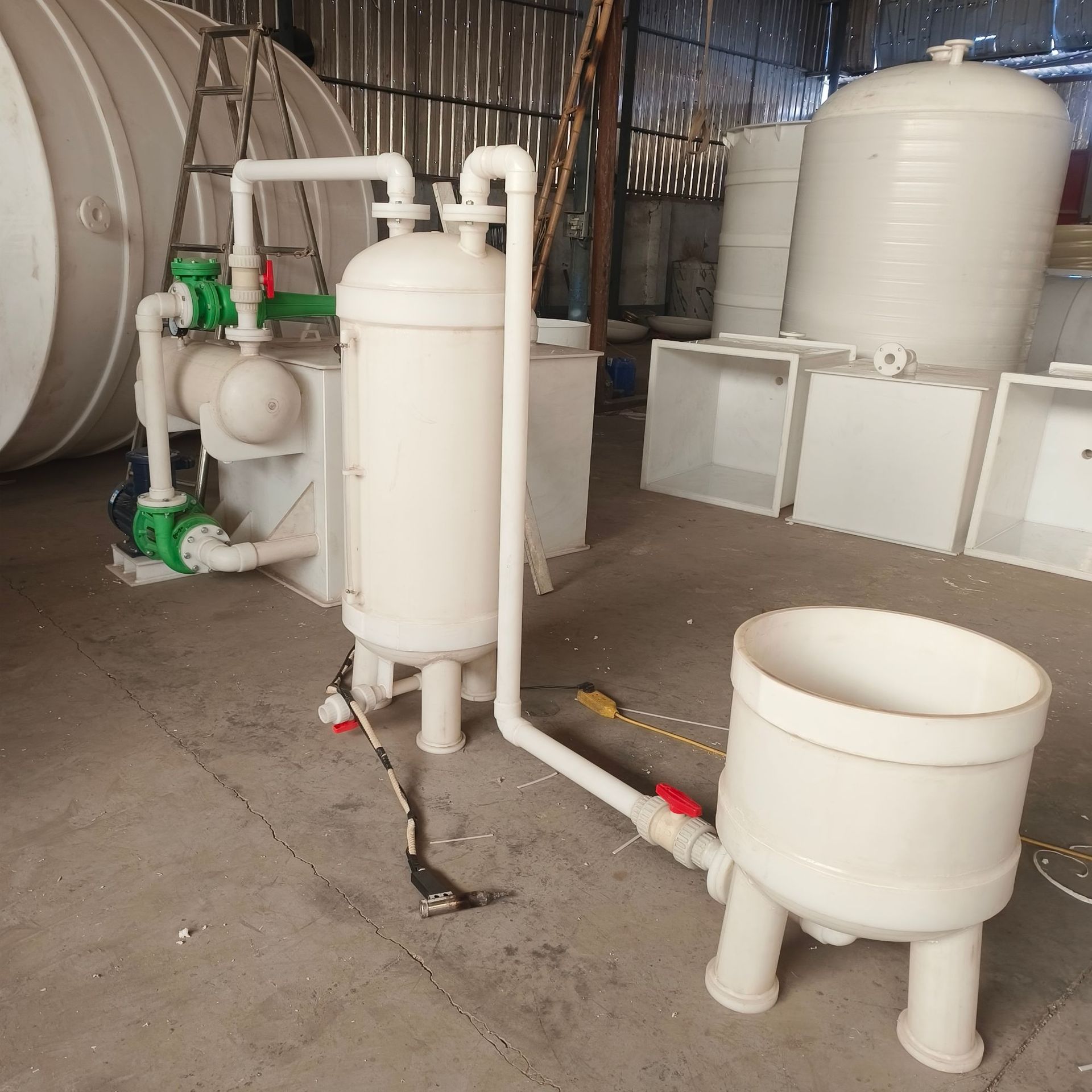 Pp Complete Set of Filtration Equipment Vacuum Filtration Barrel Pp Filtration Barrel Filtration Tank Manufacturer Customized Pp Complete Set of Filtration Equipment