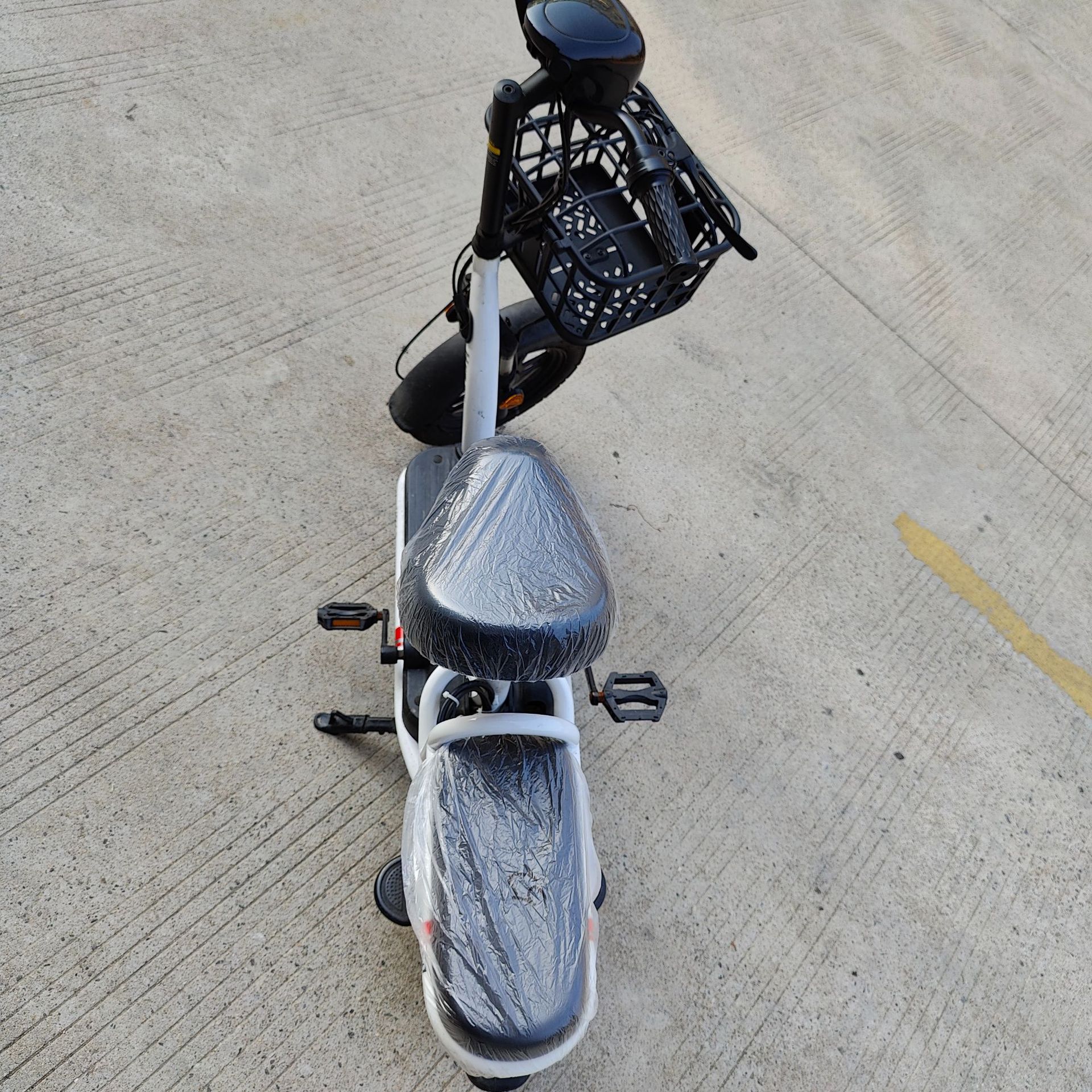 New national standard electric car rain cover universal disposable seat cushion cover bicycle transparent plastic protective seat cover