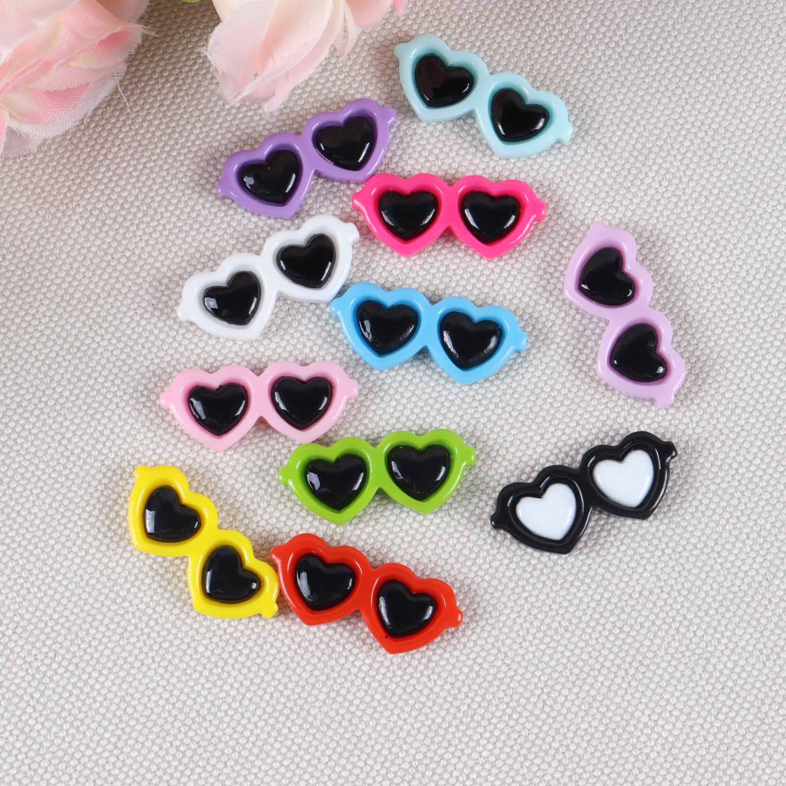 Colorful Small Resin Acrylic Heart Sunglasses Heart-Shaped Glasses Accessories DIY Doll Pendant Handmade Decorative Accessories
