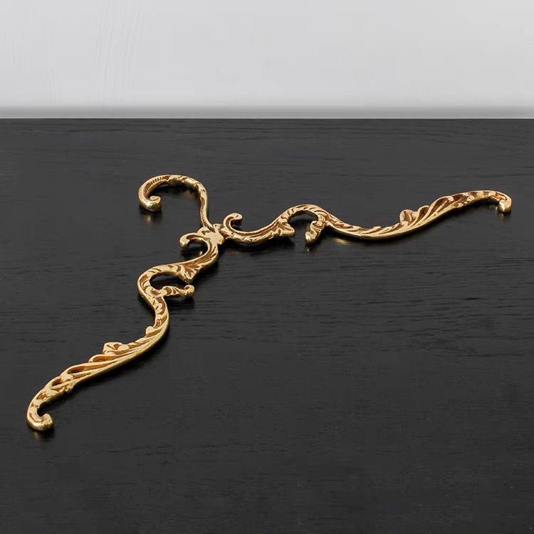 Vintage Palace Style Household Clothes Hanger Hotel Bedroom Wardrobe Storage Rack Brass Hook Clothes Drying Rack