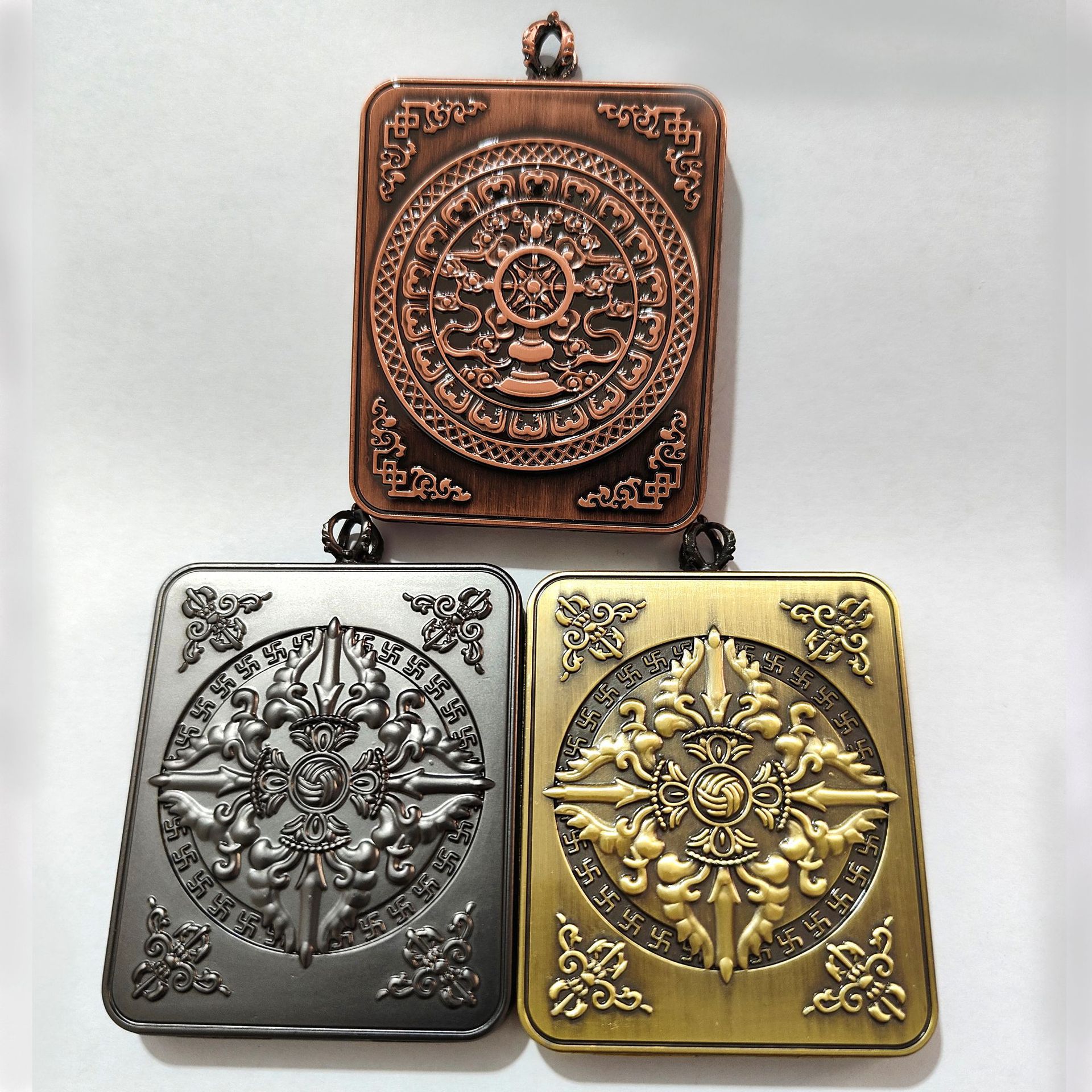 Xizang Thangka Pendant Xizang Black Yellow God of Wealth Buddha Brand Green Mother Amulet Benmingfo Necklace Alloy