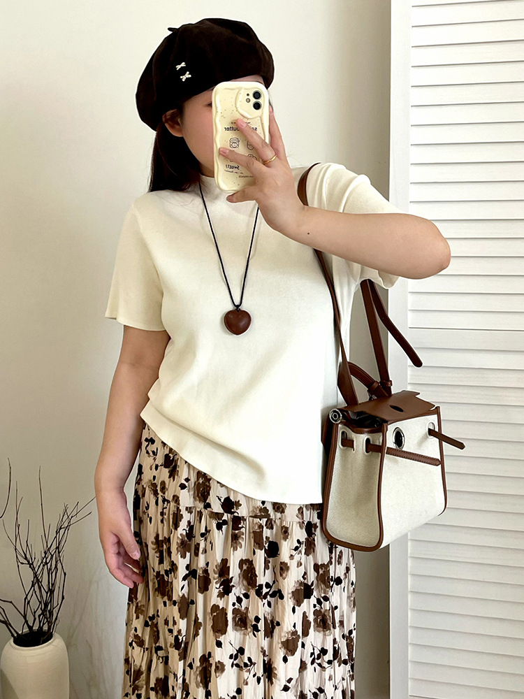 Полу-водолазка с пятимя рукавами для полных женщин 2025 осень 22872