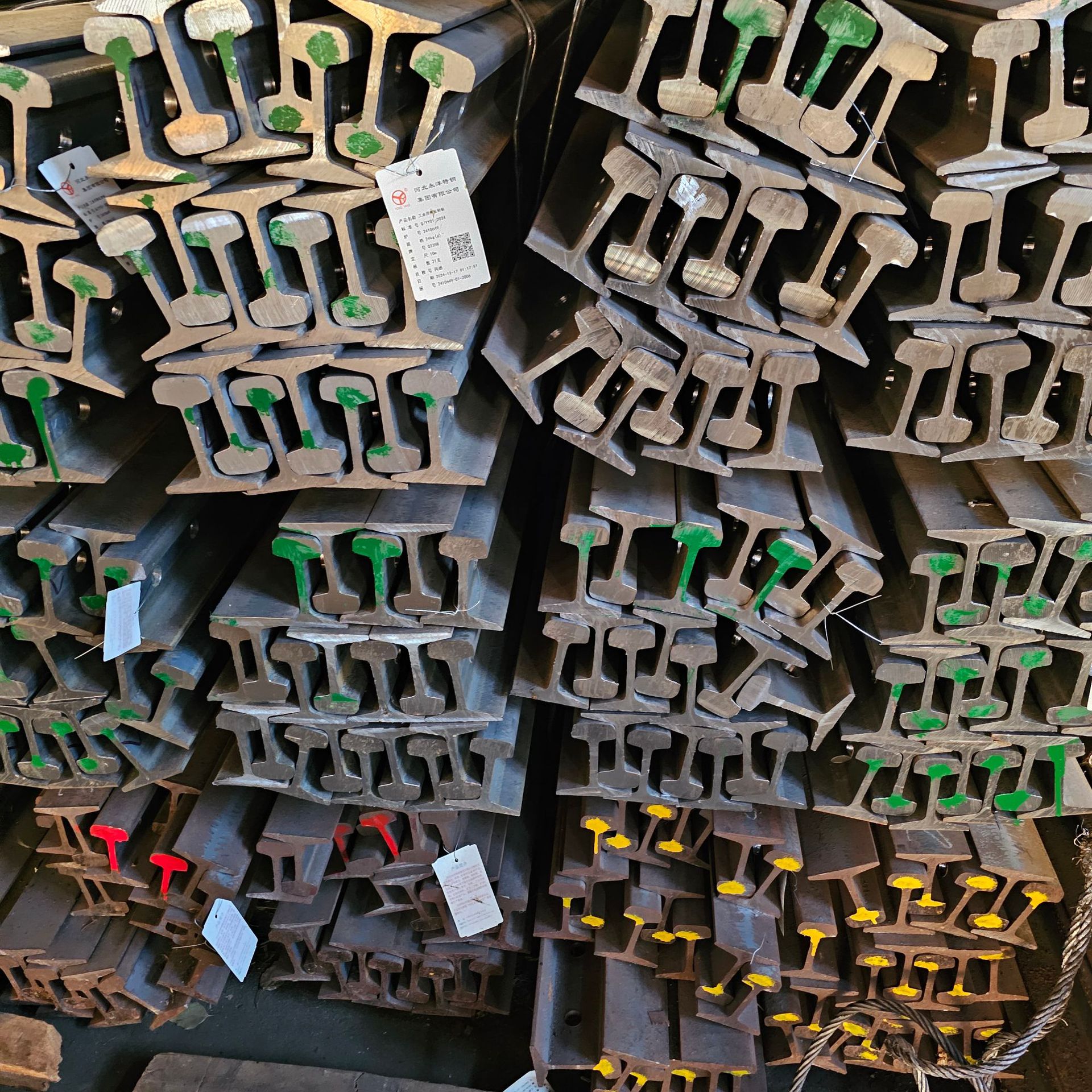 Road Rail Steel Rail Manufacturer Wholesale Customization of Various Models, Light Rails and Heavy Rails, Same Day Delivery and Complete Specifications