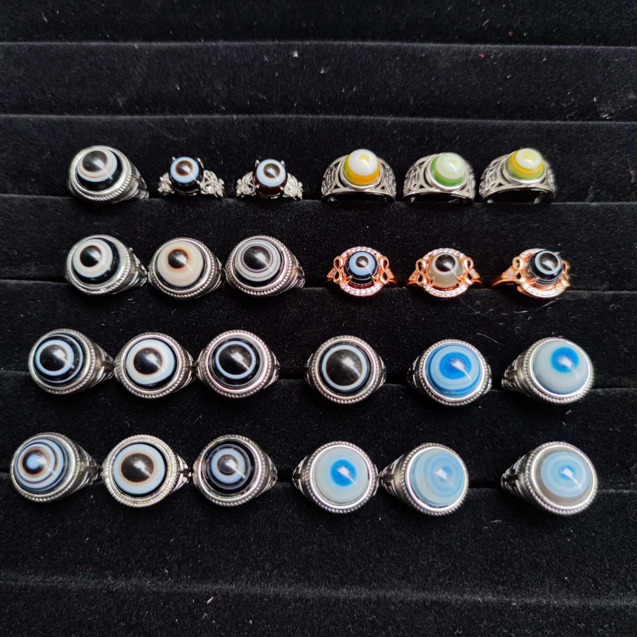 Xiangyun Ethnic Style Jewelry Bronze Brass Natural Wrapping Silk Sky Eye Agate Sheep Plate Eye Sky Bead Live Mouth Adjustable Ring