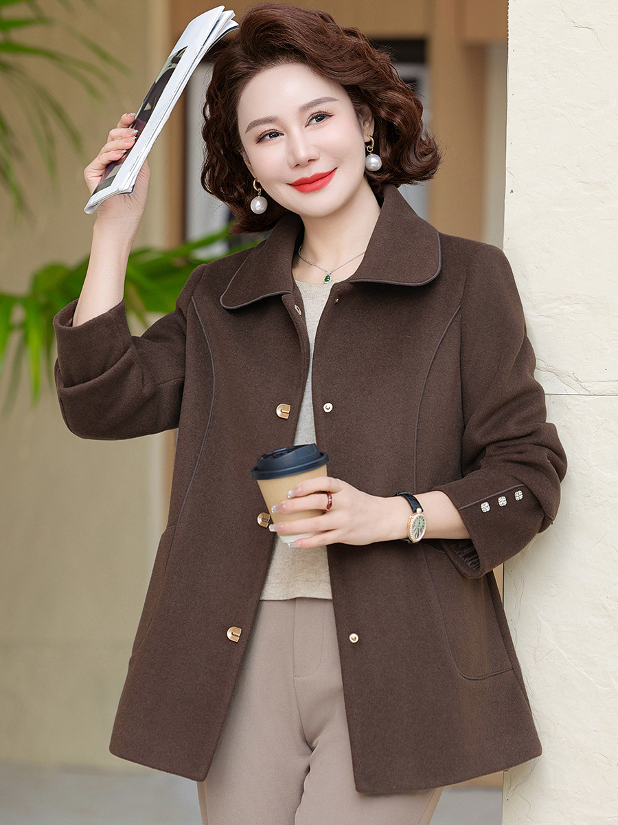 Mother's Spring Woolen Coat Women's New Western Style Women's 50-Year-Old Women's Short Laps Elegant Short Coat
