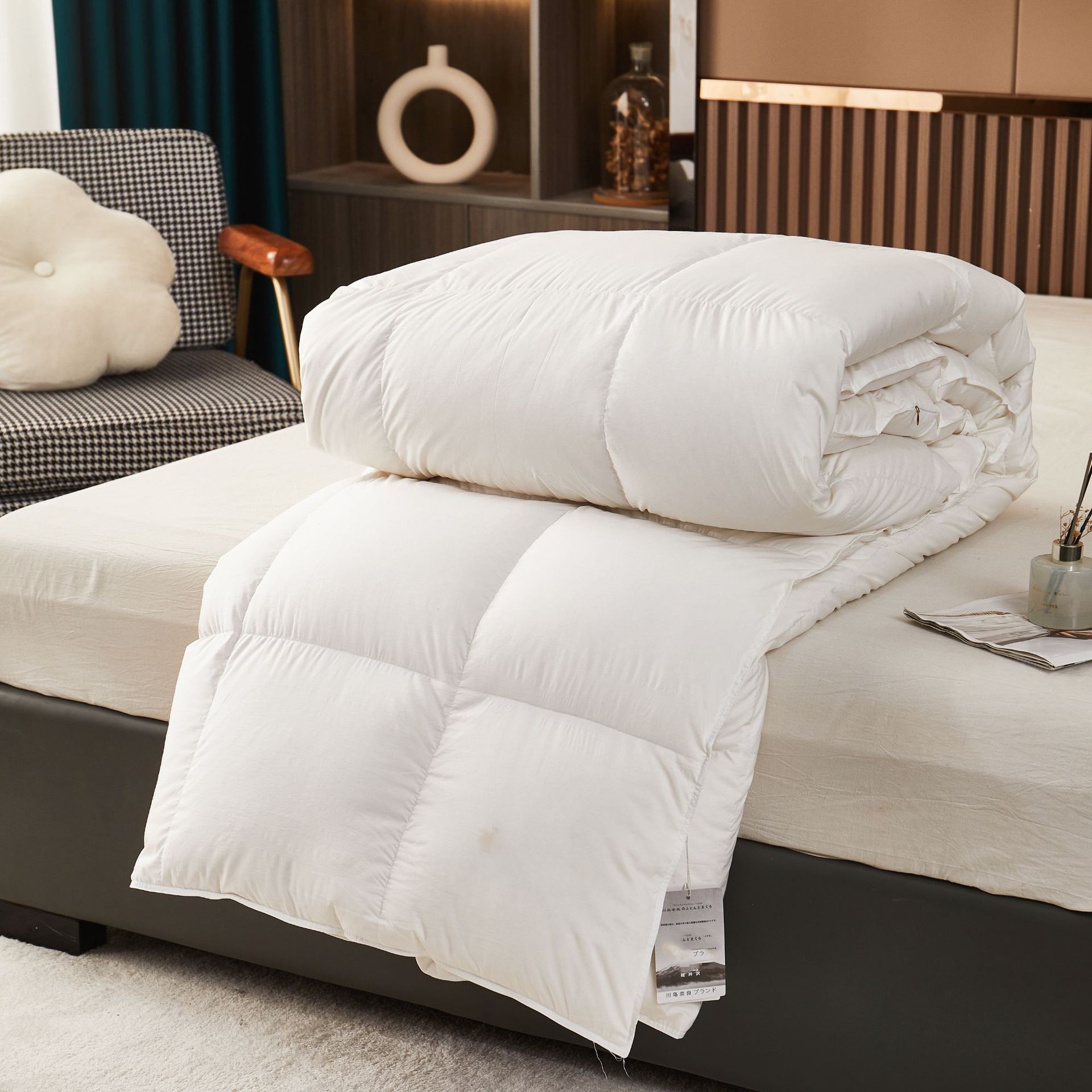 Five-Star Hotel Duvet 95% White Goose down Quilt, High-End Guesthouse Duck down Quilt, Thickened Goose down Winter Quilt