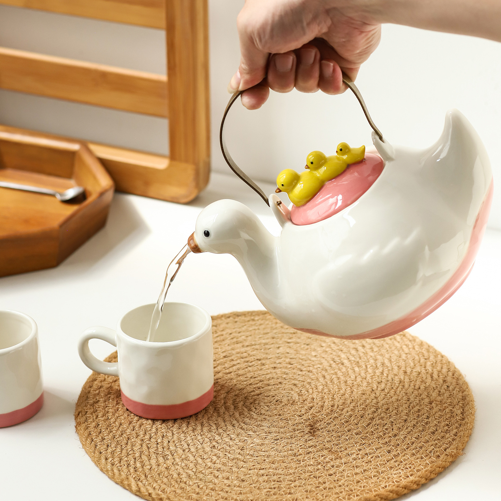 High-Looking Household Teapot and Teacup, Cartoon Cute Water Kettle Set, Creative Duck Ceramic Water Set