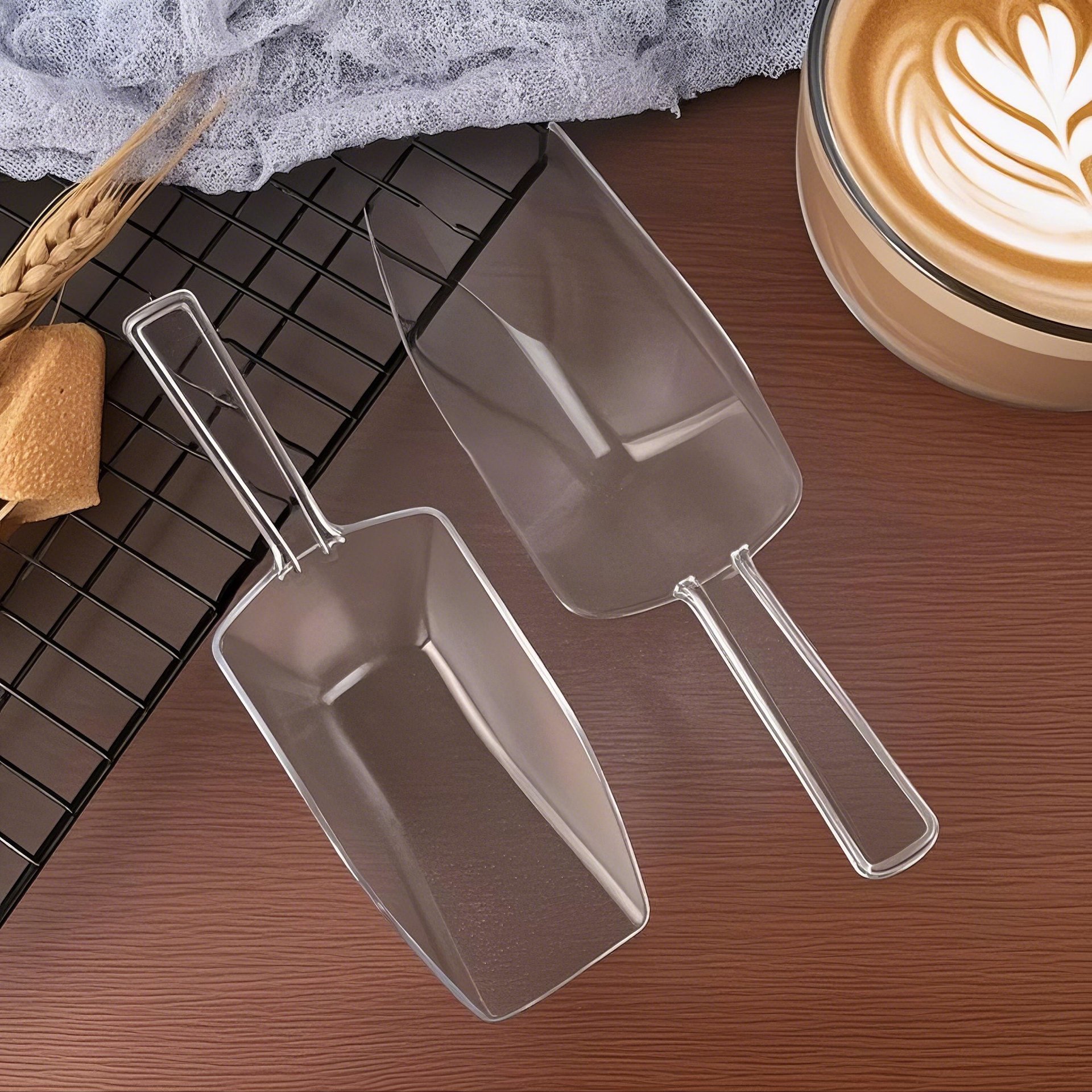 Foreign trade cargo source high transparent multi-purpose plastic shovel ice shovel grain shovel children sand shovel tea shovel factory direct sales