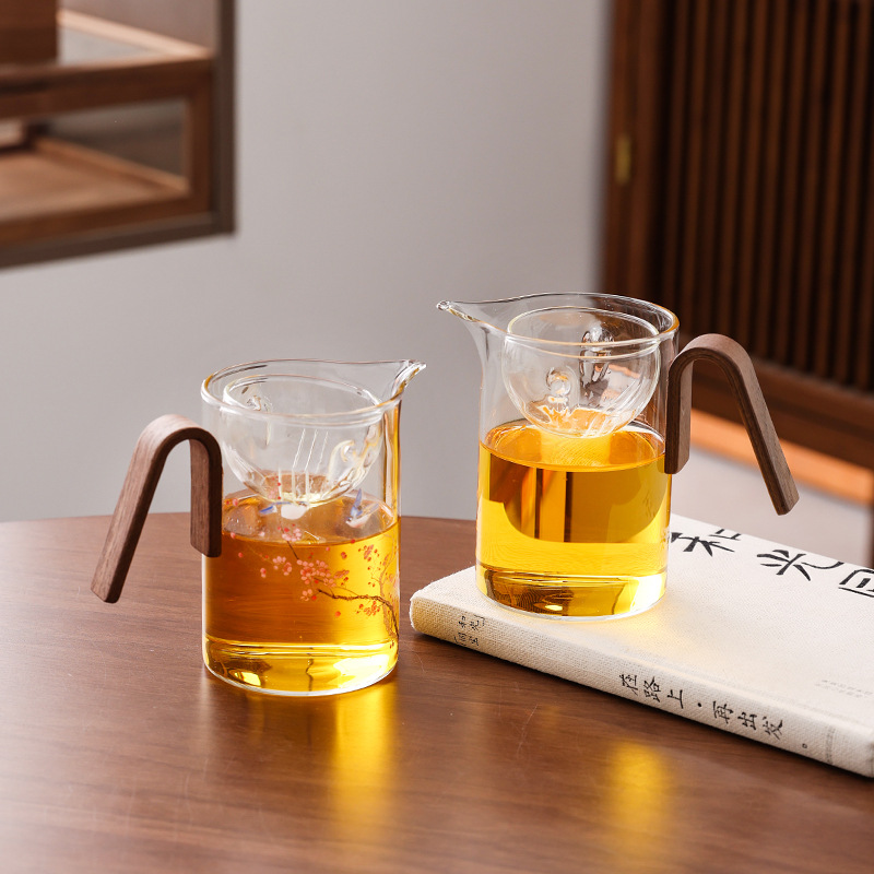 Xiaoqing mandarin special tea cup borosilicate glass fair cup filterable tea dispenser household high-value fair cup