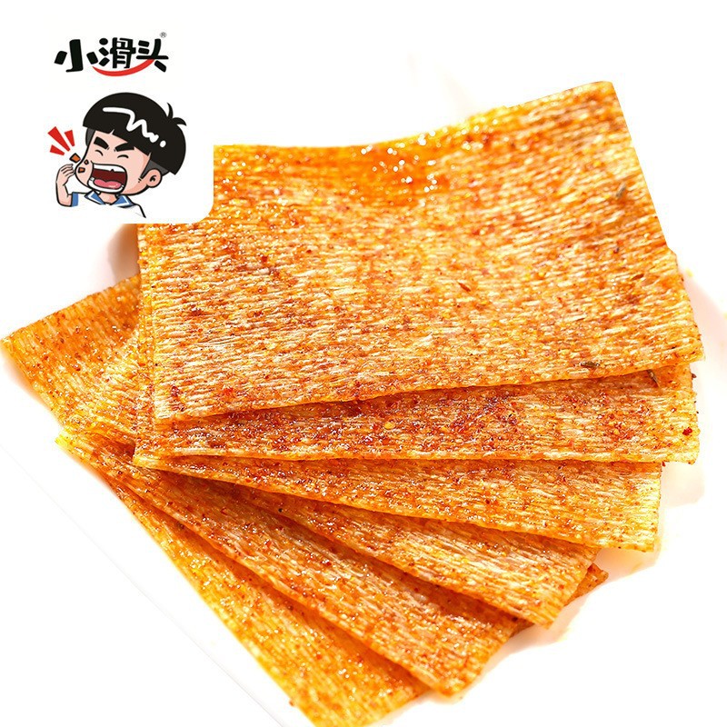 Small smooth head spicy slices 18g spicy noodles 20g 9080 s childhood nostalgic spicy strips full box 420 packs wholesale