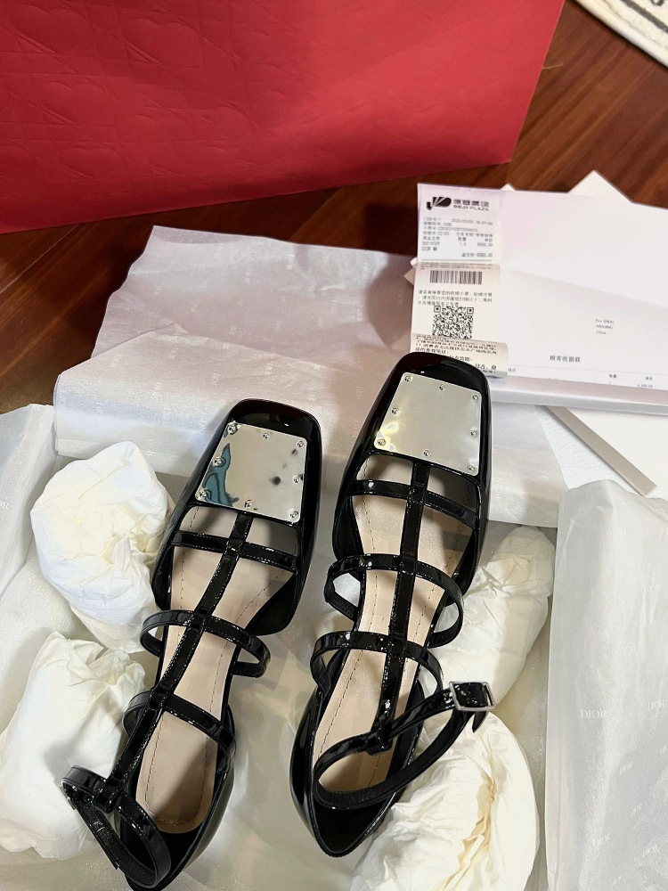 Sheepskin Version ~ Metal Buckle Patent Leather Square Toe Cut Out Thick Heel Mary Jane Shoes for Women Summer New Genuine Leather High Heel Sandals