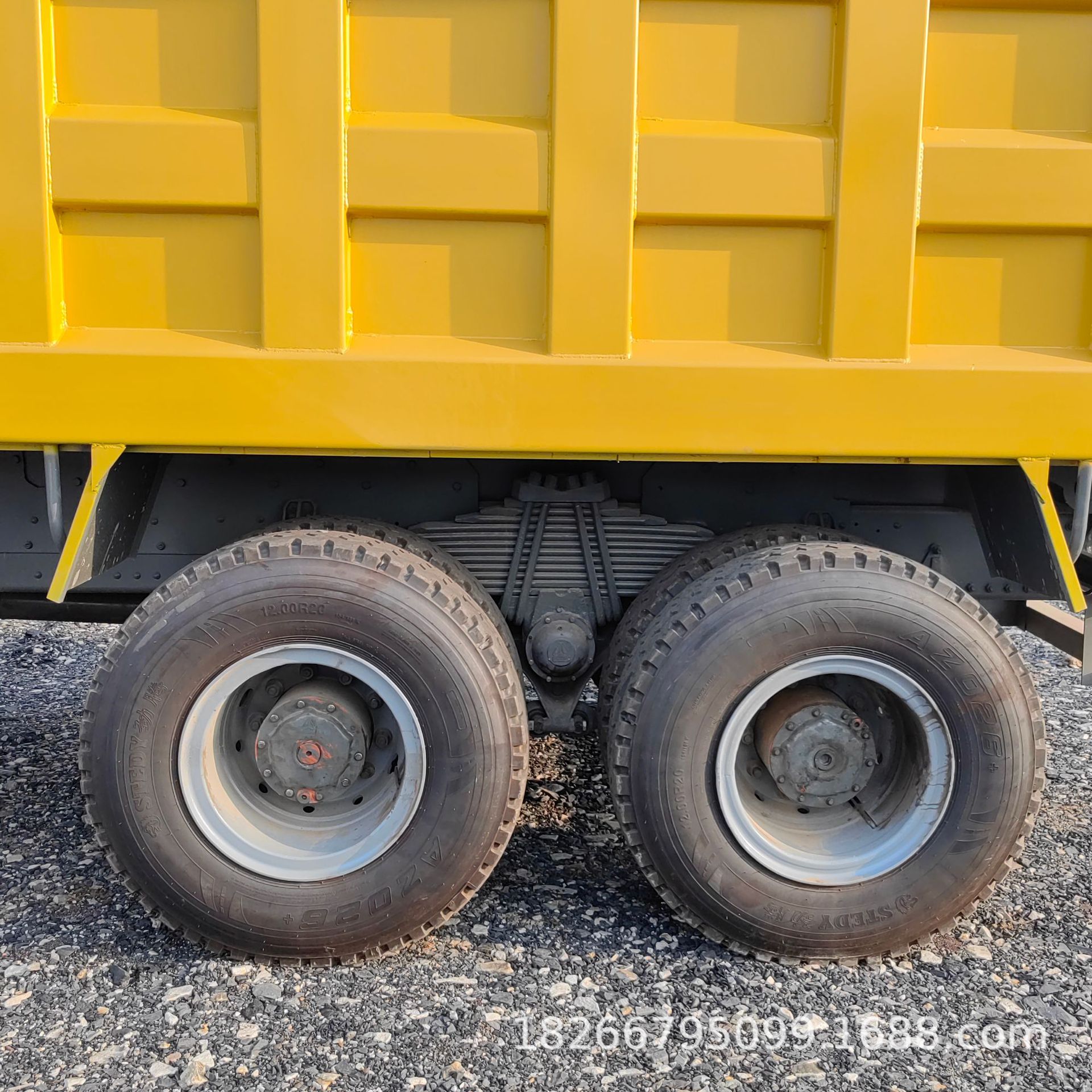 Cross-Border Supply of Howo 371/375 Dump Trucks from 4 Countries, Howo 8X4 Dump Trucks with 375 Horsepower